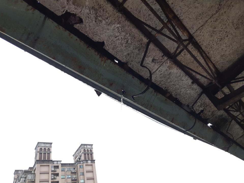 屋簷排水槽施工案件圖片