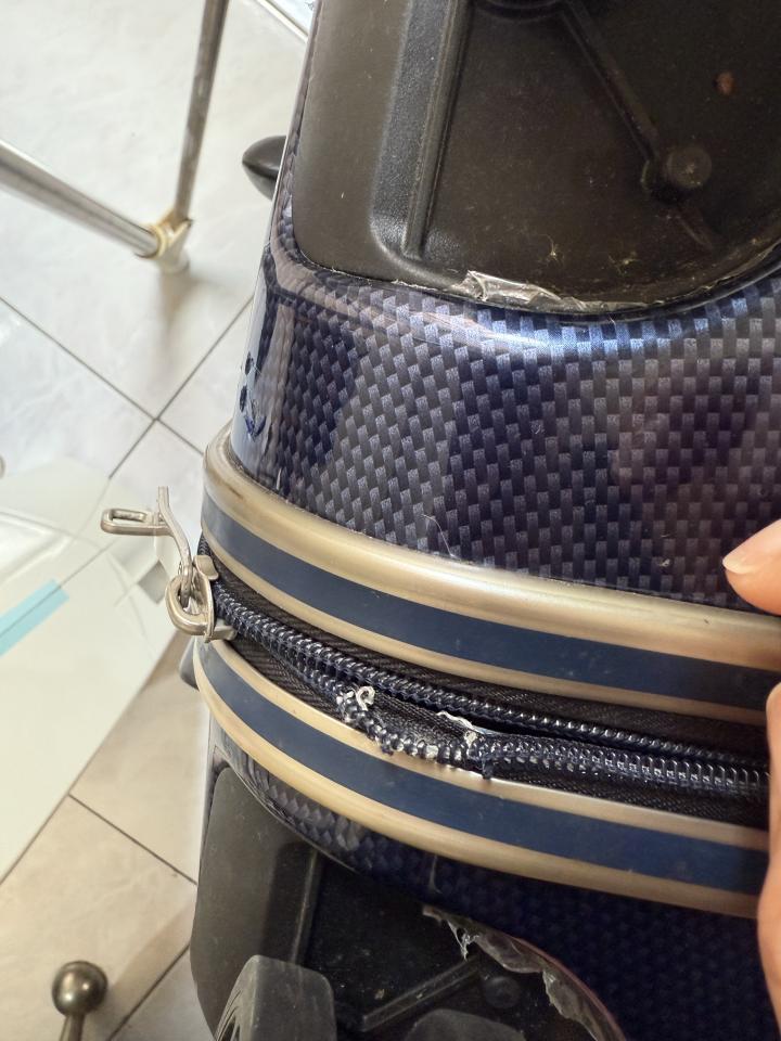 行李箱維修案件圖片