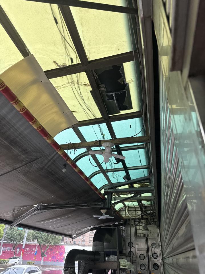 採光罩案件圖片