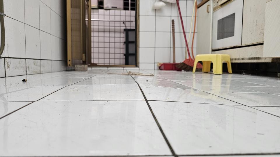 磁磚修補案件圖片 磁磚修補案件圖片