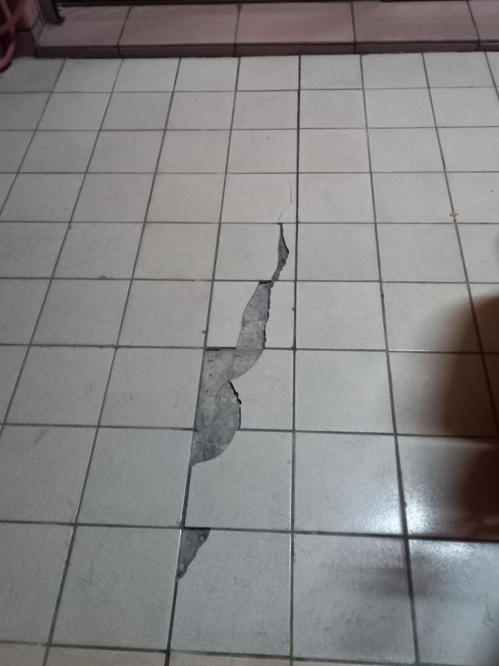 地板維修案件圖片 地板維修案件圖片
