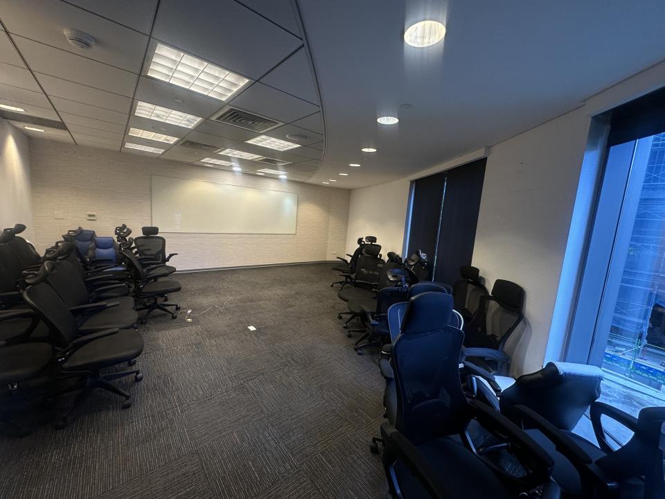 辦公家具回收案件圖片