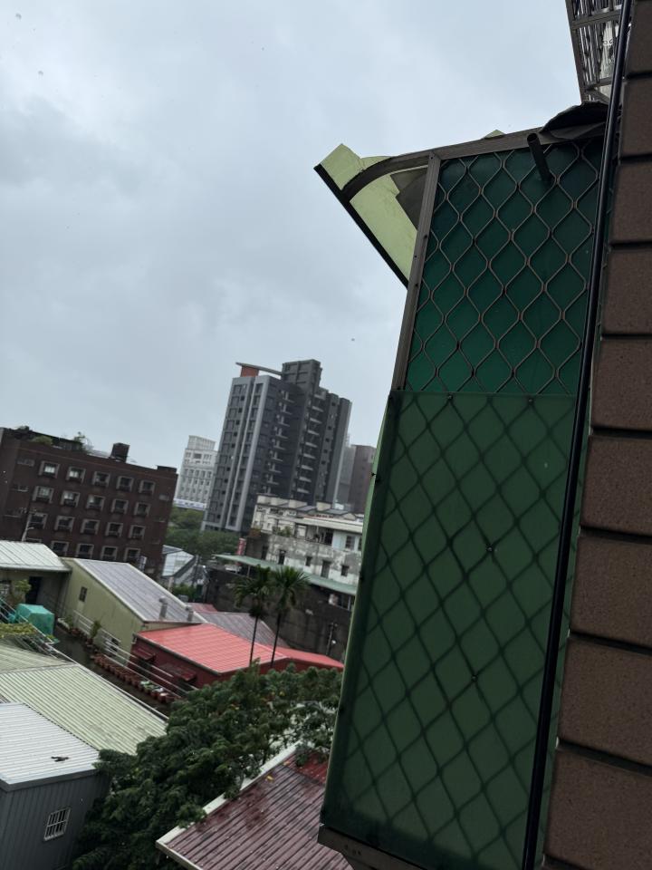 採光罩案件圖片