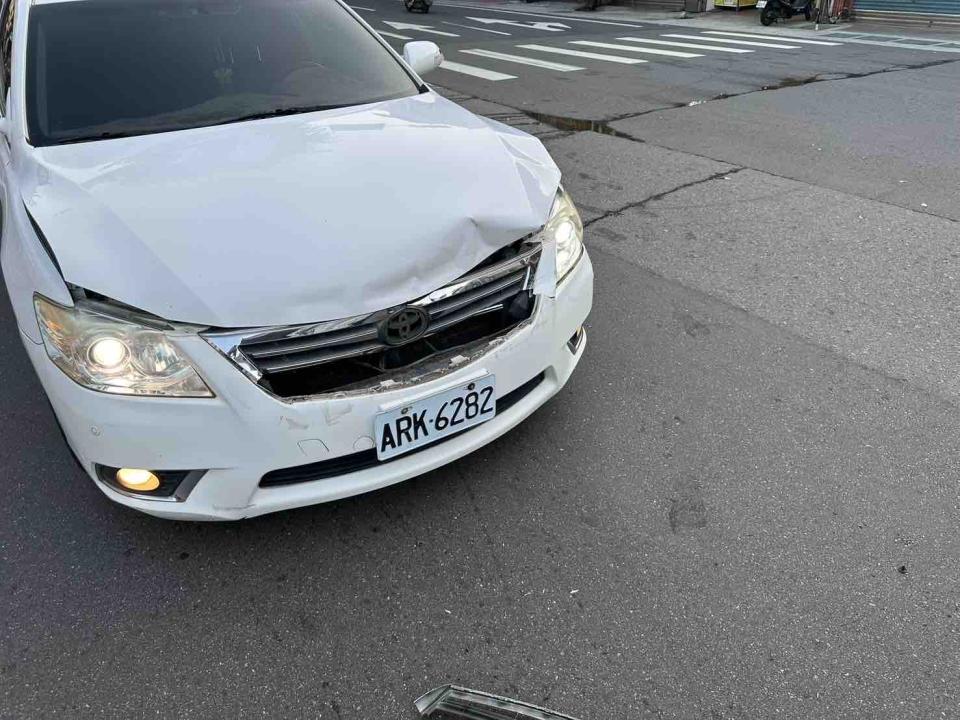 汽車板金烤漆案件圖片