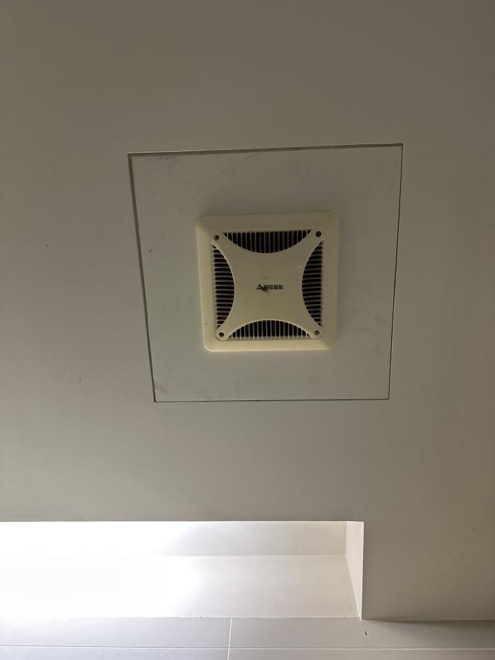 浴室抽風機安裝案件圖片 浴室抽風機安裝案件圖片