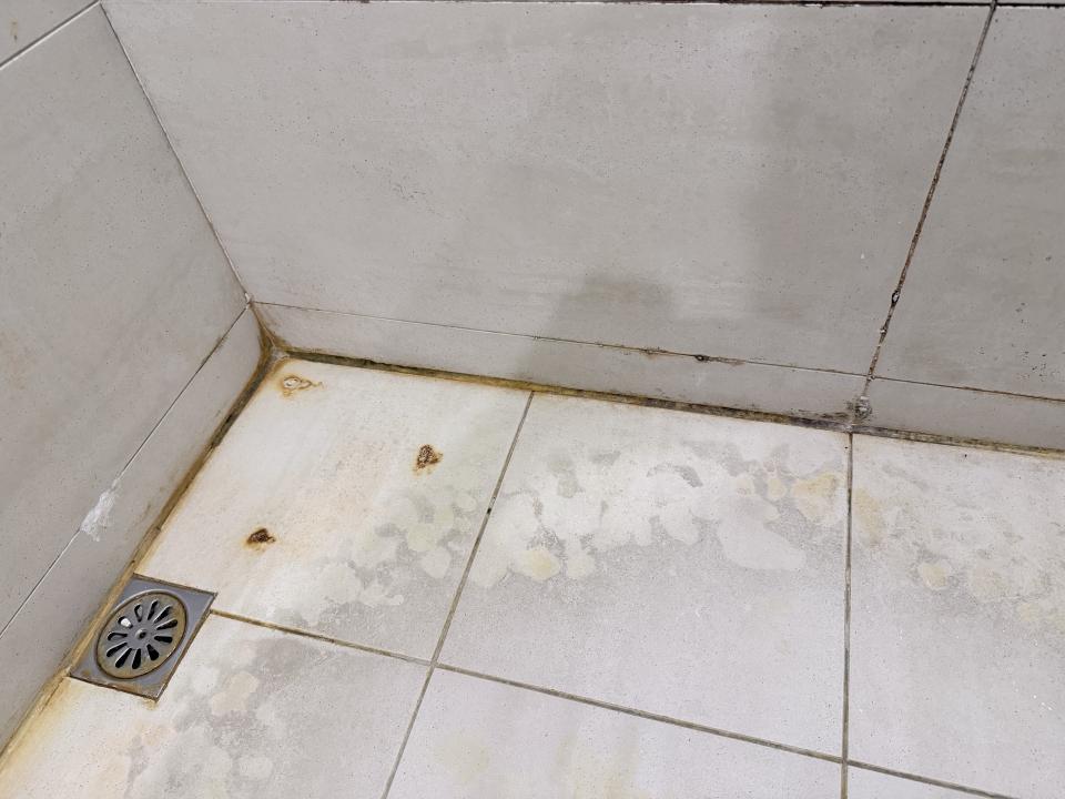 磁磚修補案件圖片 磁磚修補案件圖片