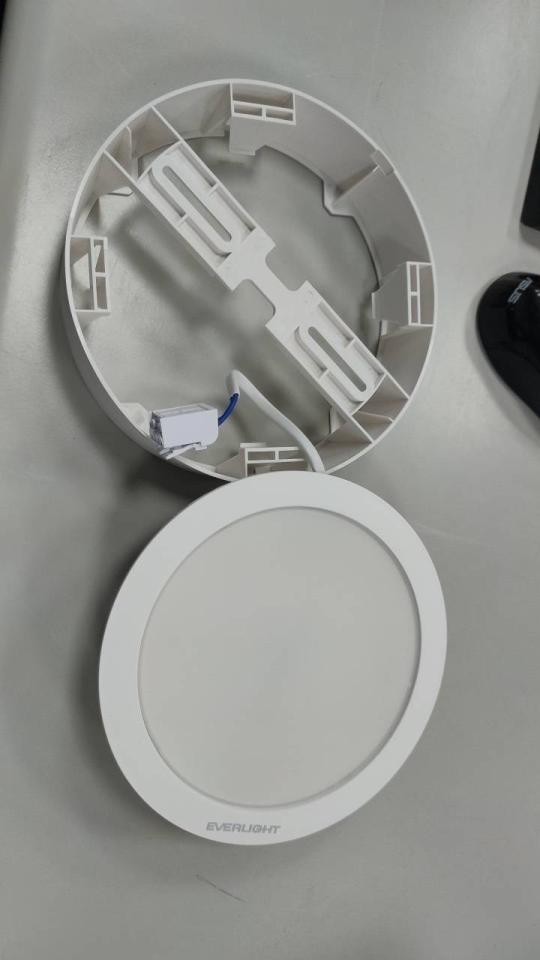 燈具安裝案件圖片