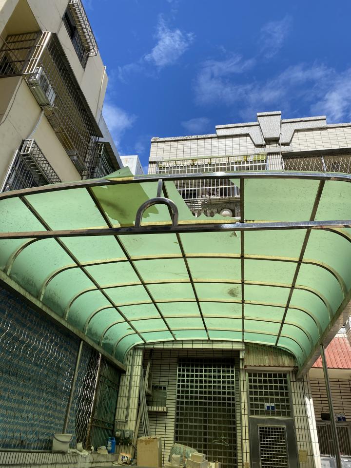 遮雨棚安裝案件圖片