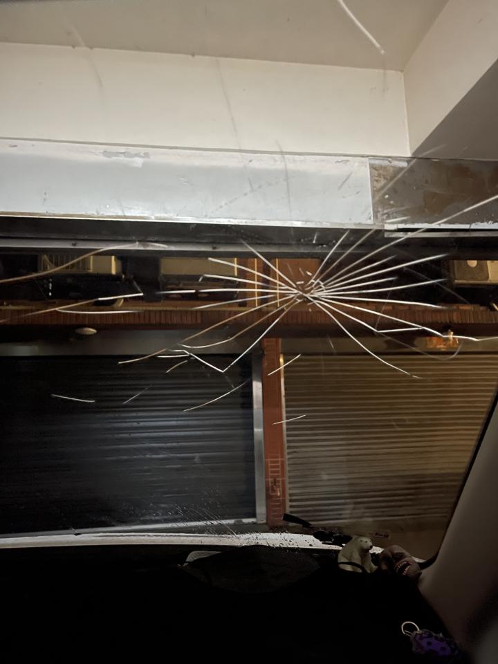 汽車玻璃修補案件圖片