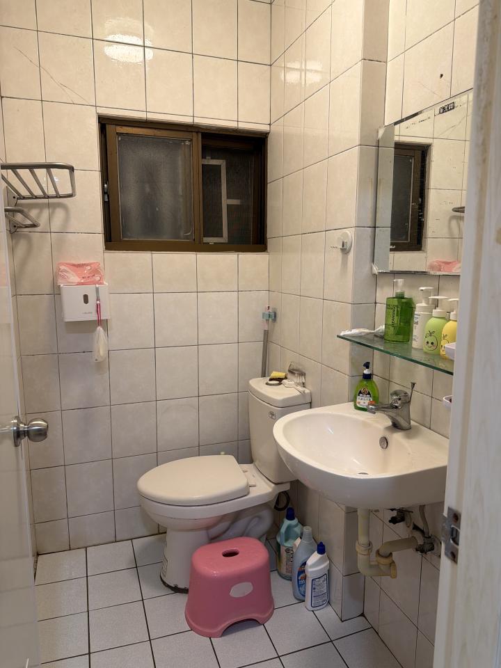 浴室抽風機安裝案件圖片 浴室抽風機安裝案件圖片