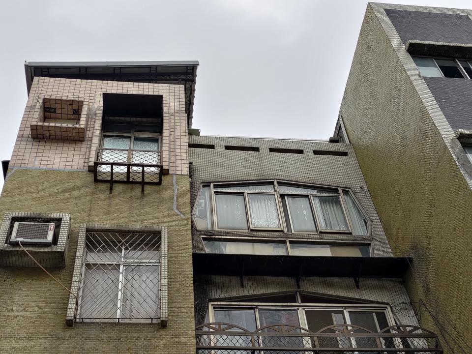 遮雨棚安裝案件圖片 遮雨棚安裝案件圖片