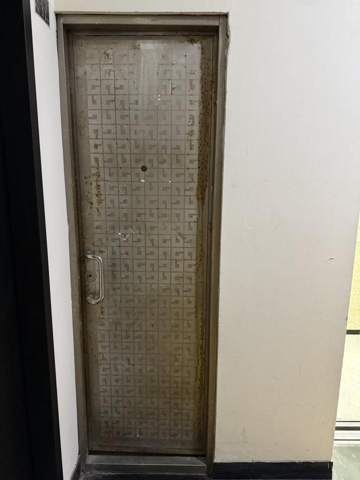 門片安裝案件圖片