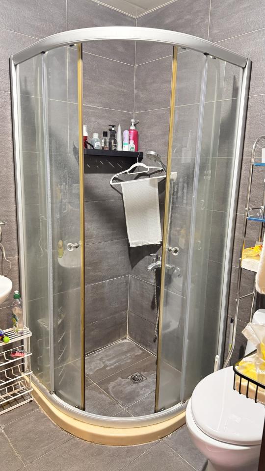 淋浴拉門安裝維修案件圖片