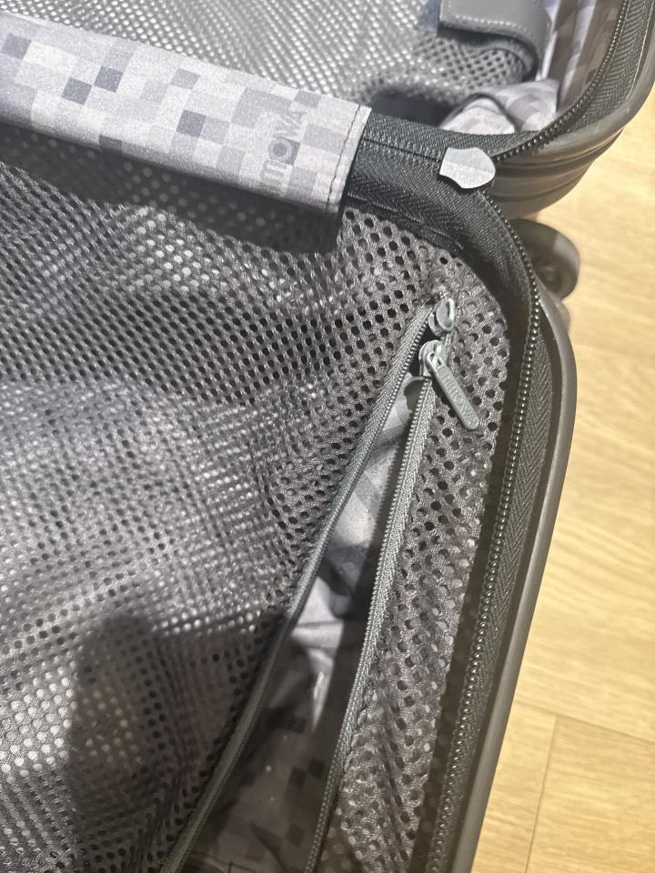 行李箱維修案件圖片 行李箱維修案件圖片