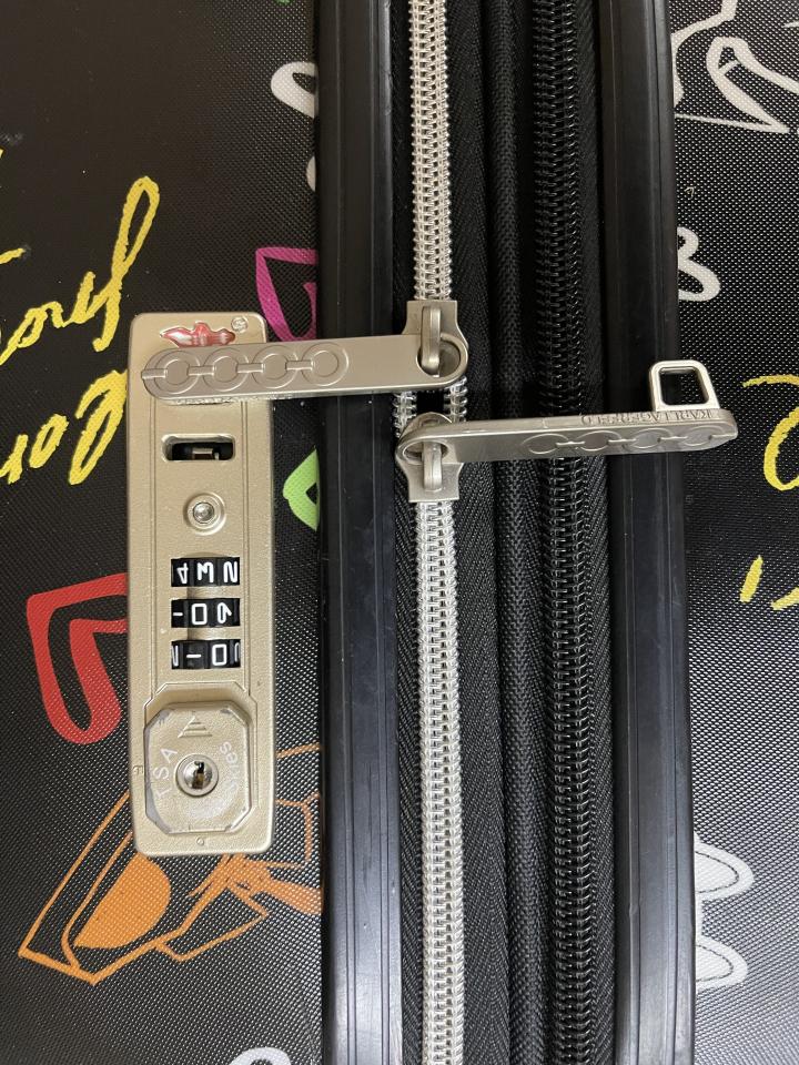 行李箱維修案件圖片 行李箱維修案件圖片