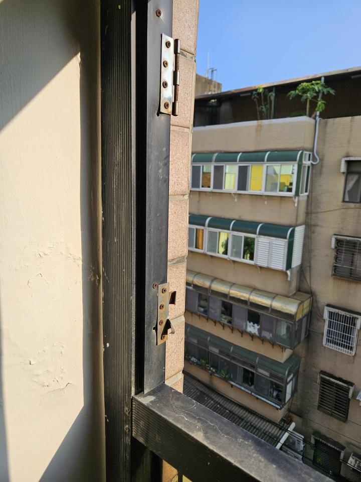 鋁門窗案件圖片
