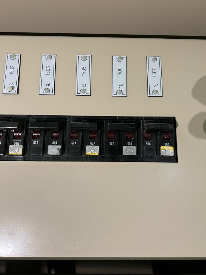 電動車充電樁安裝案件圖片 電動車充電樁安裝案件圖片