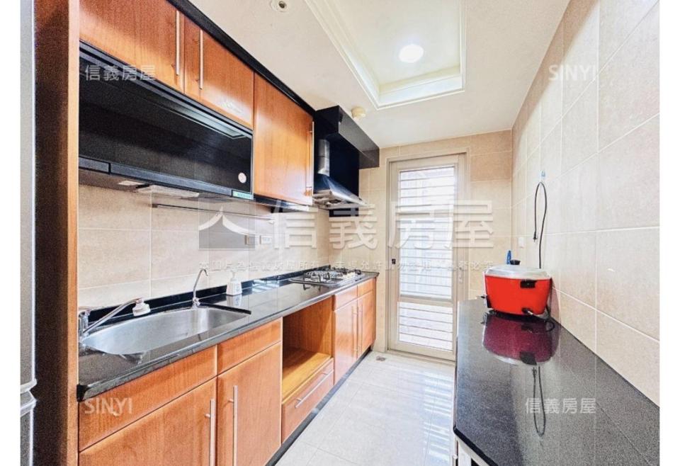 波音軟片施工案件圖片