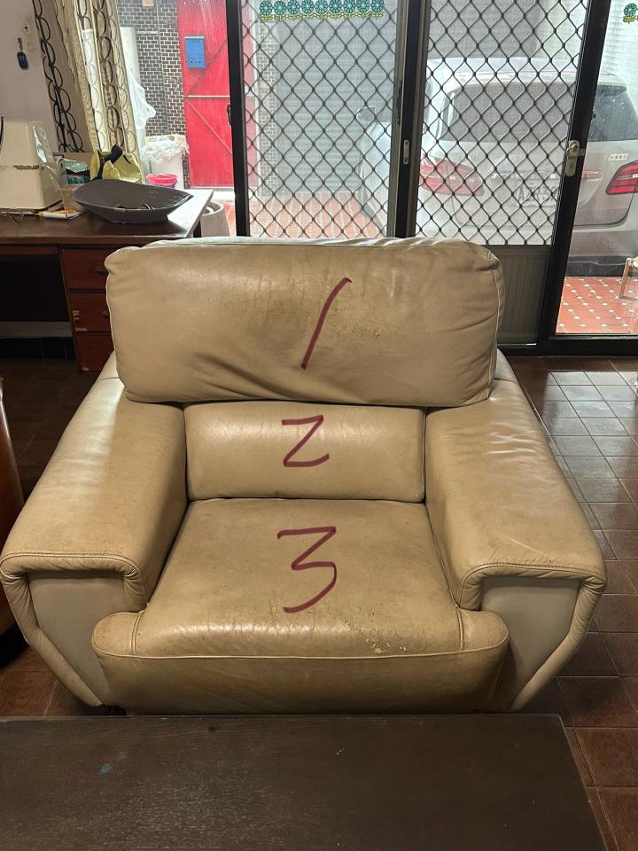 沙發修理案件圖片