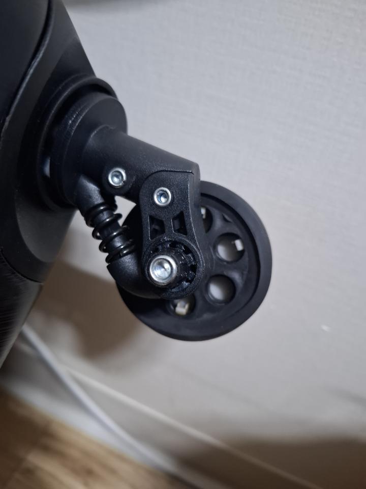 行李箱維修案件圖片