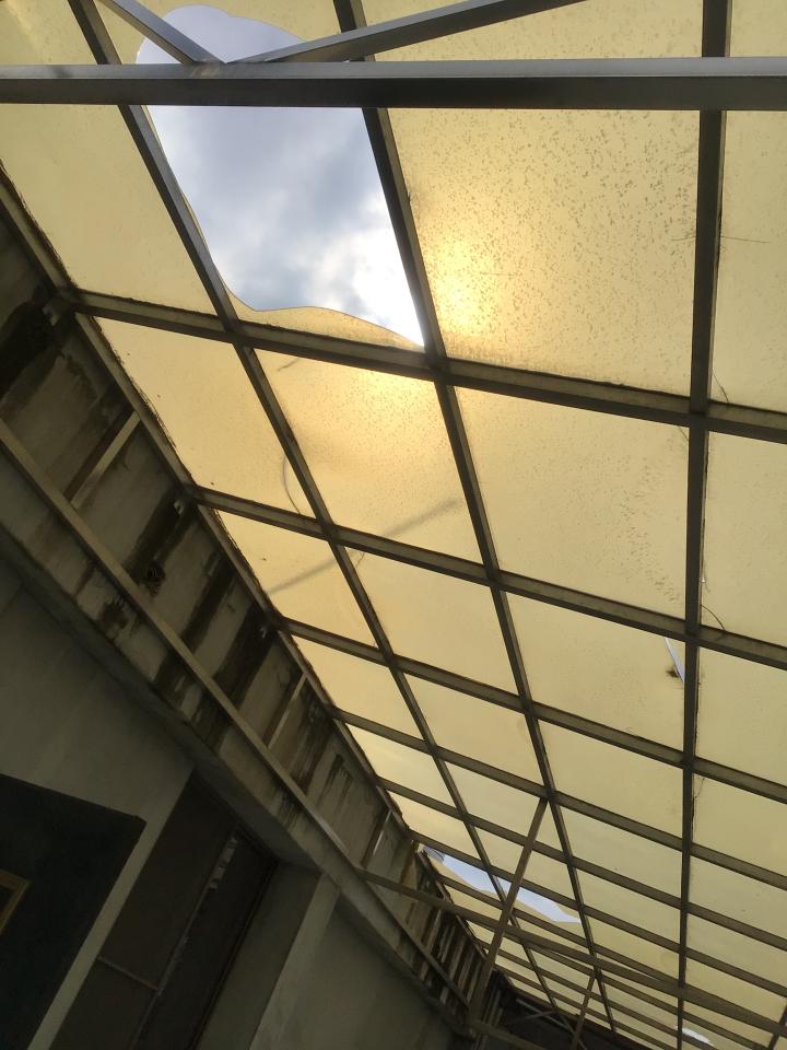 採光罩案件圖片