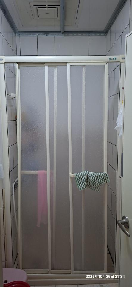 淋浴拉門安裝維修案件圖片 淋浴拉門安裝維修案件圖片