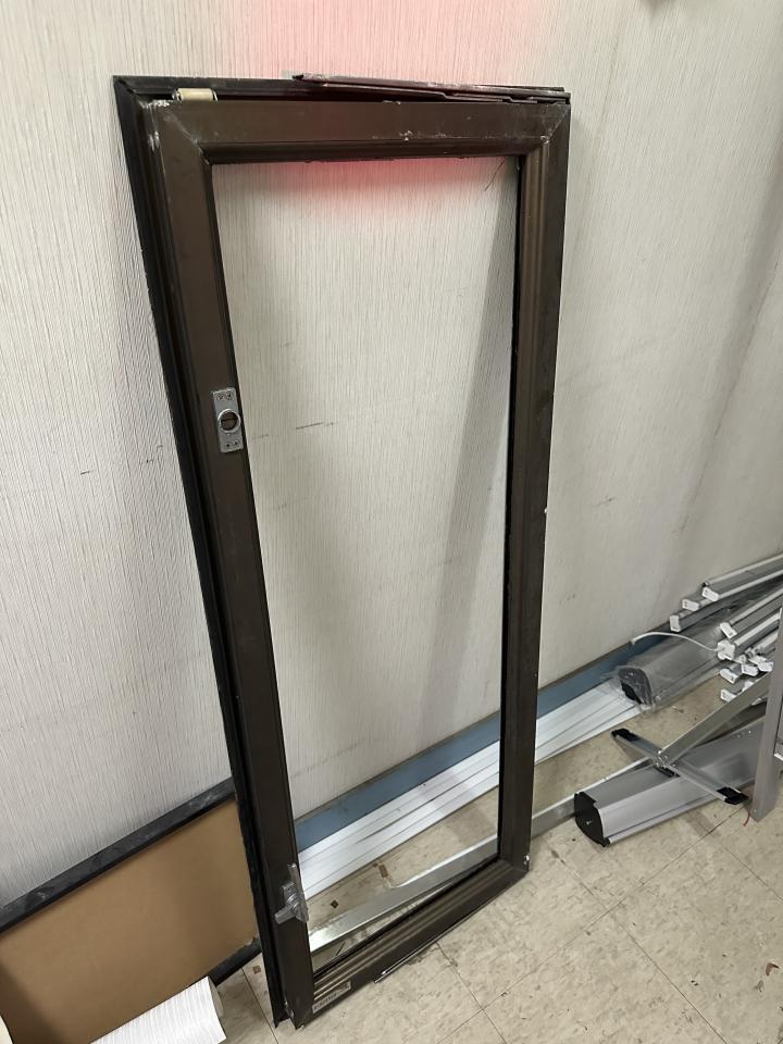 窗戶維修案件圖片 窗戶維修案件圖片