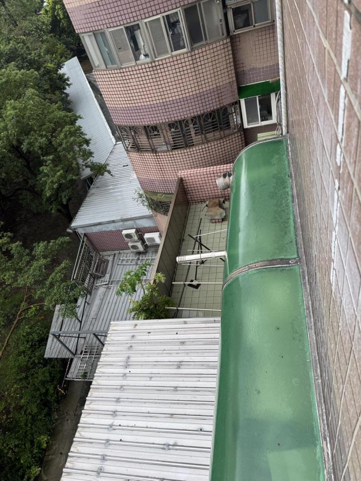 採光罩案件圖片