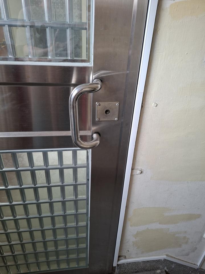 鐵門案件圖片 鐵門案件圖片