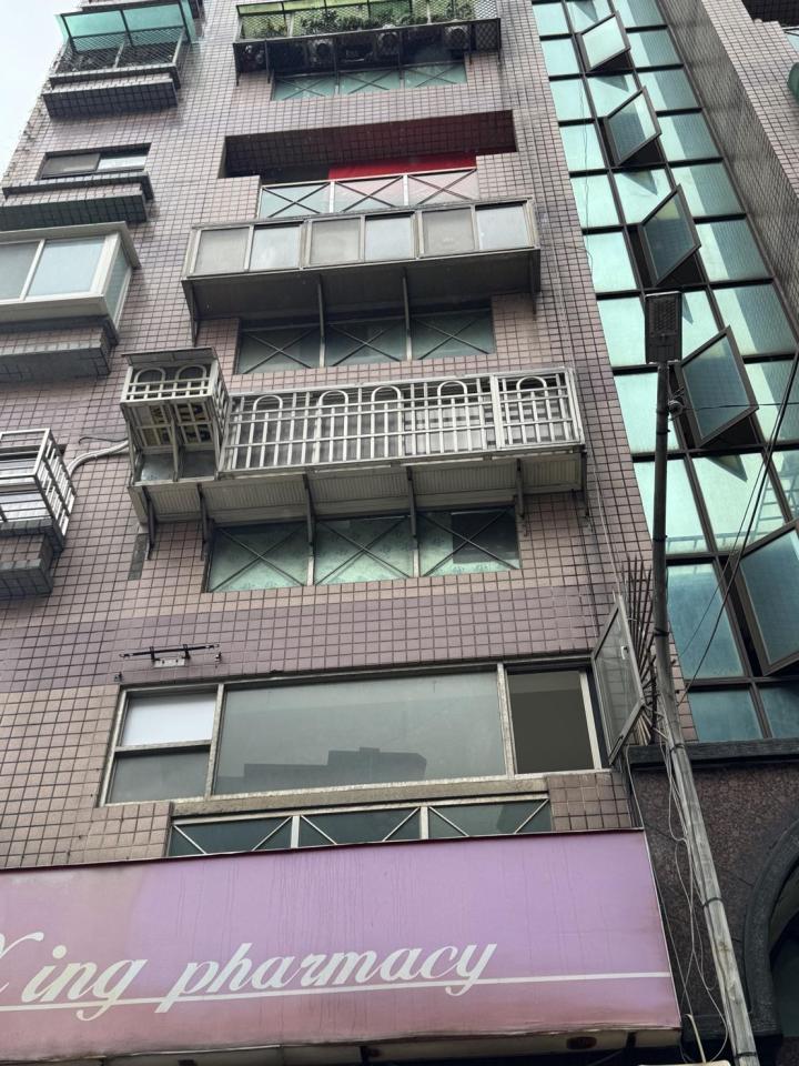 採光罩案件圖片