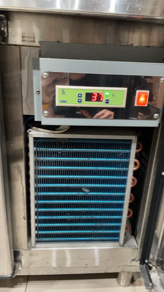 冰箱維修案件圖片 冰箱維修案件圖片