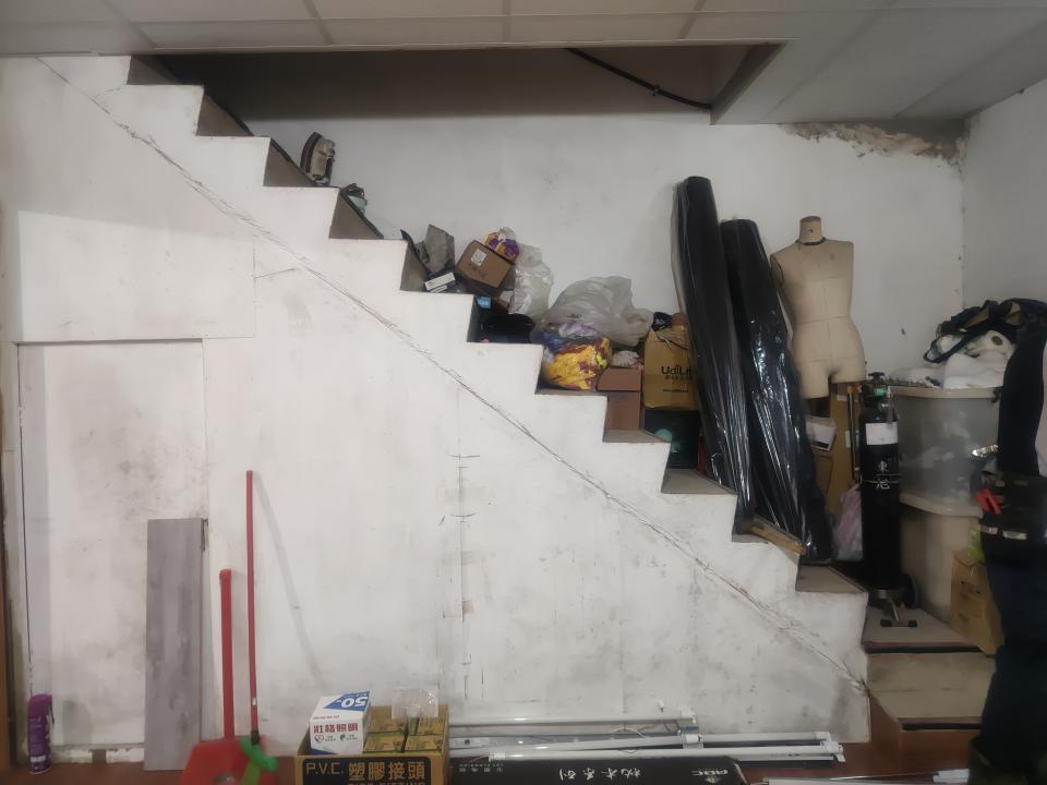 樓梯扶手案件圖片