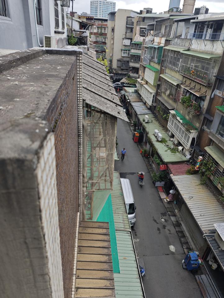 採光罩案件圖片