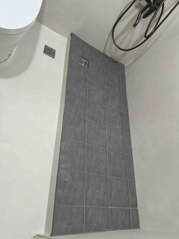 淋浴拉門安裝維修案件圖片