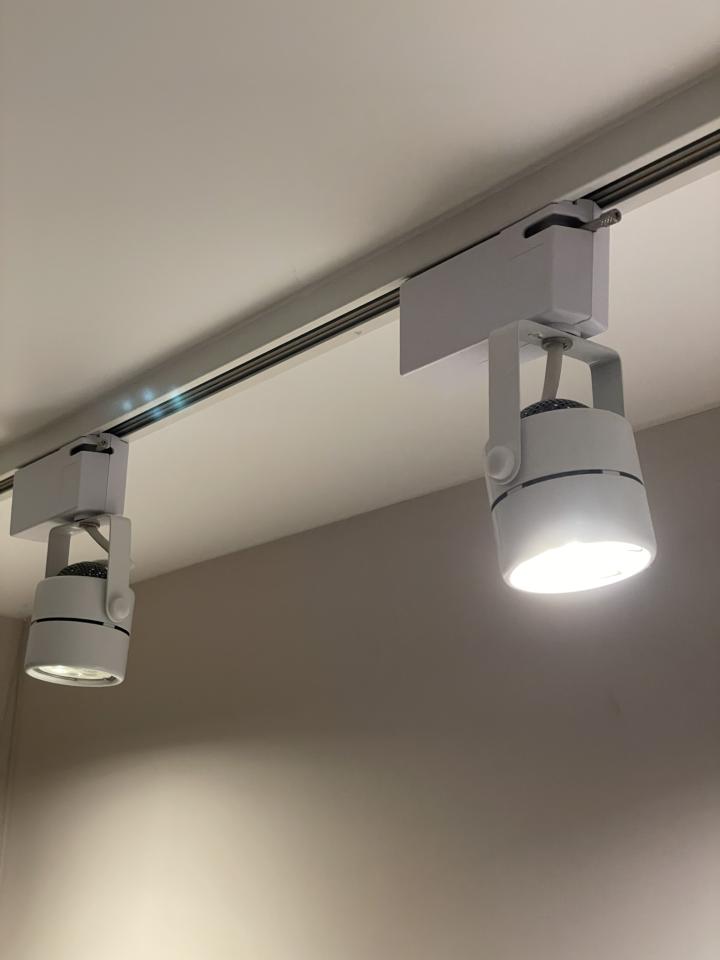 燈具維修案件圖片 燈具維修案件圖片