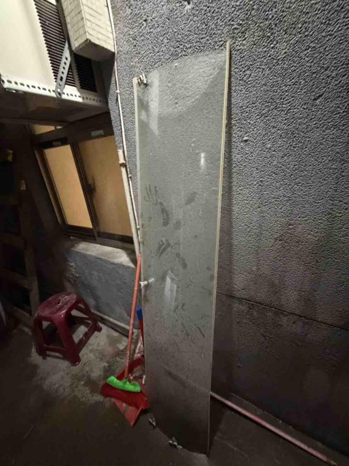 淋浴拉門安裝維修案件圖片