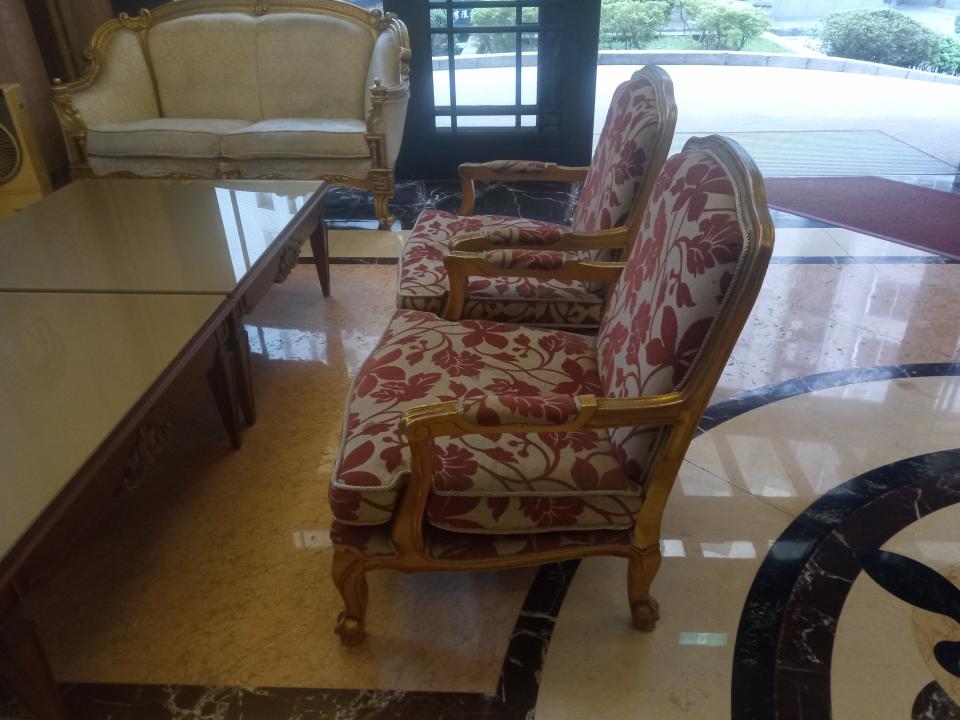 沙發修理案件圖片 沙發修理案件圖片