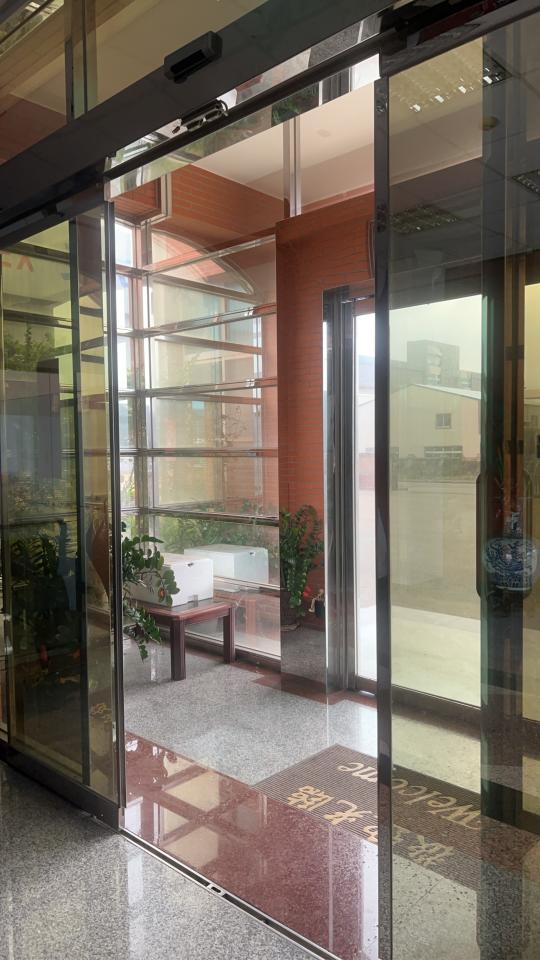 自動門安裝案件圖片 自動門安裝案件圖片