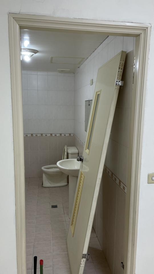 浴室門案件圖片 浴室門案件圖片