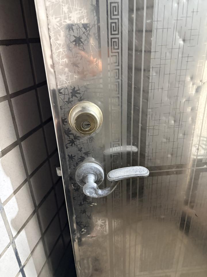 門片維修案件圖片 門片維修案件圖片