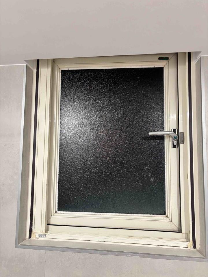 窗戶維修案件圖片