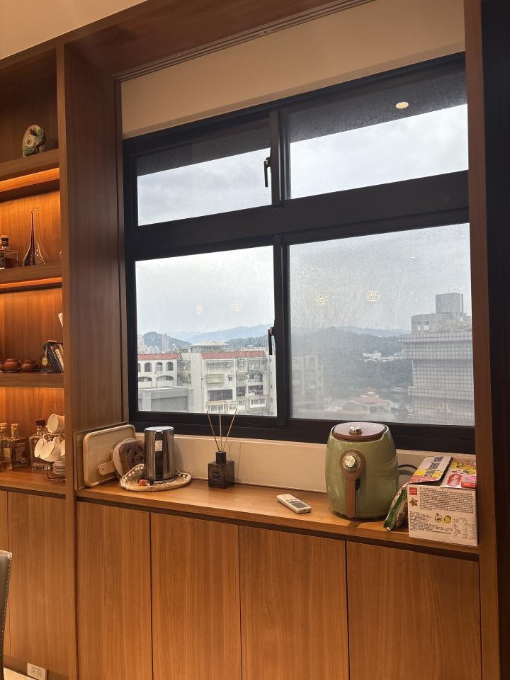 玻璃清潔案件圖片 玻璃清潔案件圖片