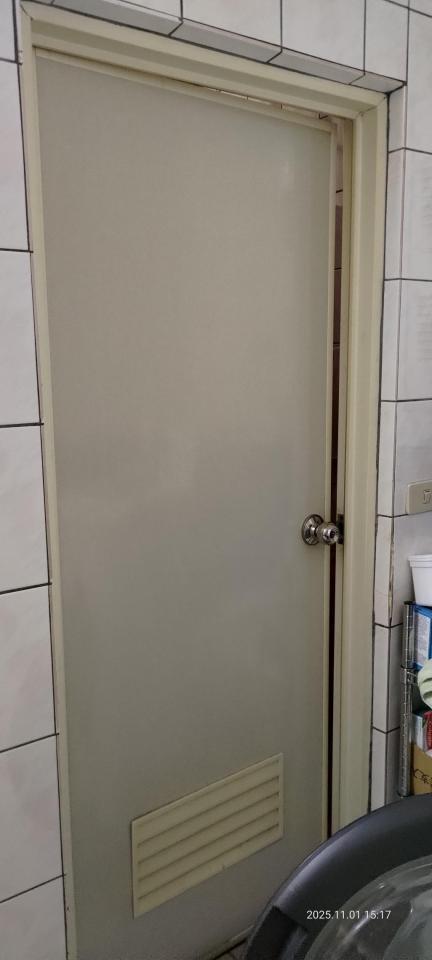 浴室門案件圖片 浴室門案件圖片