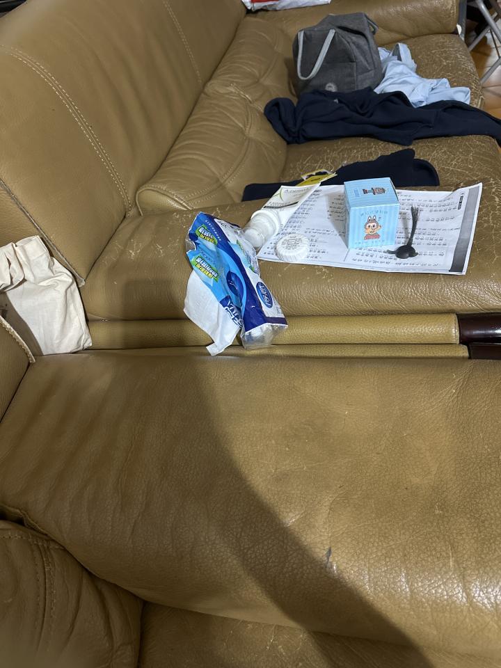 沙發修理案件圖片