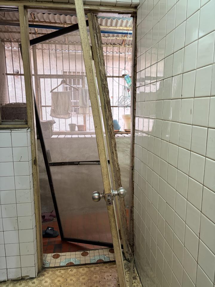 門片維修案件圖片