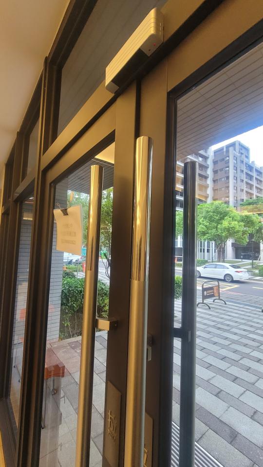 門片維修案件圖片