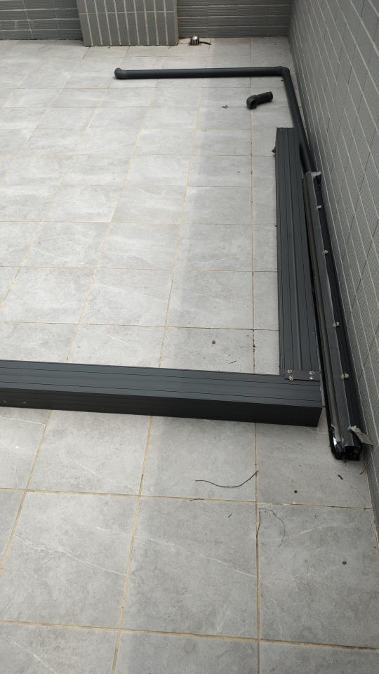 採光罩案件圖片