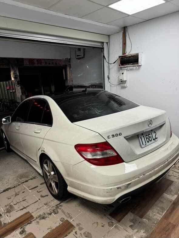 汽車板金烤漆案件圖片