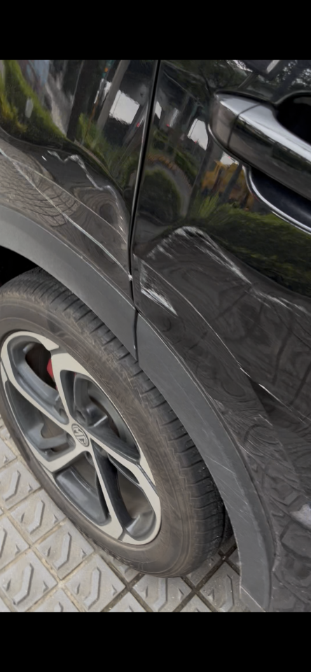 汽車板金烤漆案件圖片