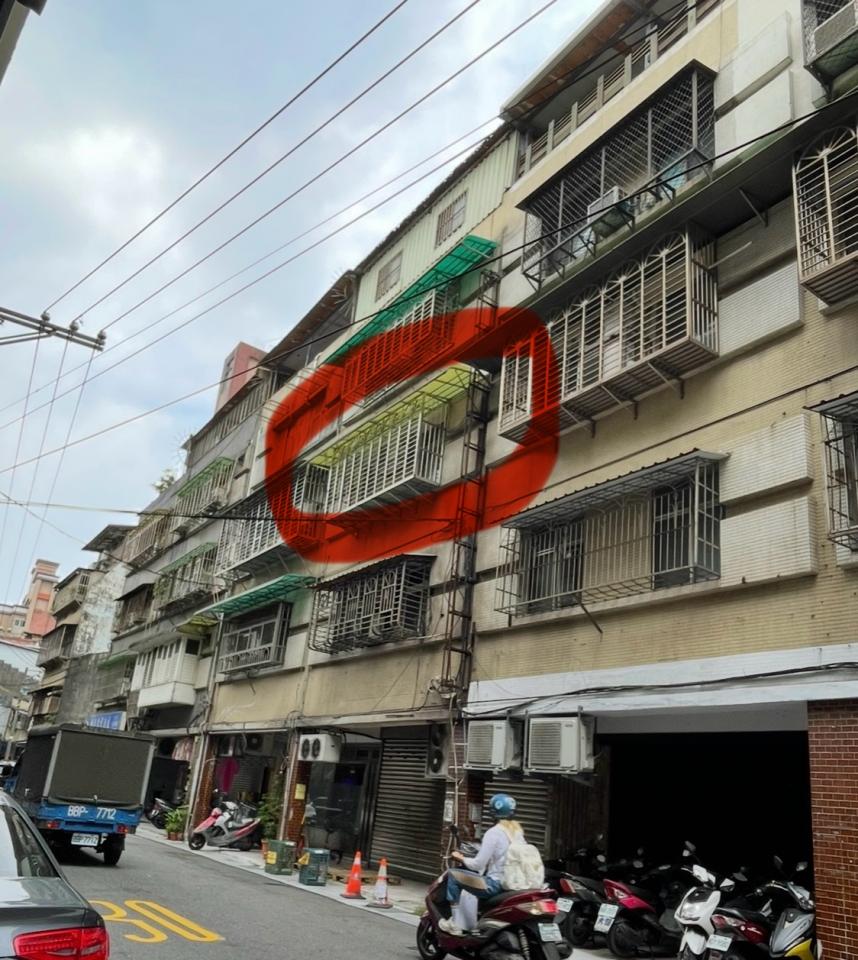 採光罩案件圖片